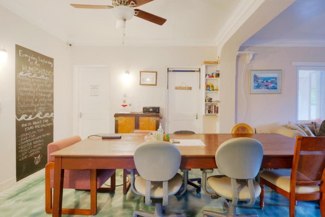 Hillcrest Auberge de jeunesse *